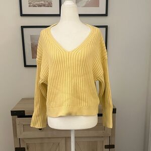 Abercrombie Yellow V-Neck Ribbed Sweater